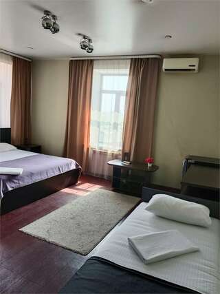 Гостиница ДК Новосибирск Трехместный номер комфорт-4