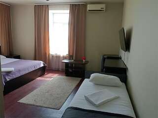 Гостиница ДК Новосибирск Комфорт с двумя раздельными кроватями-2