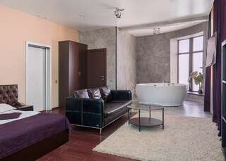 Гостиница ДК Новосибирск Полулюкс с джакузи-1