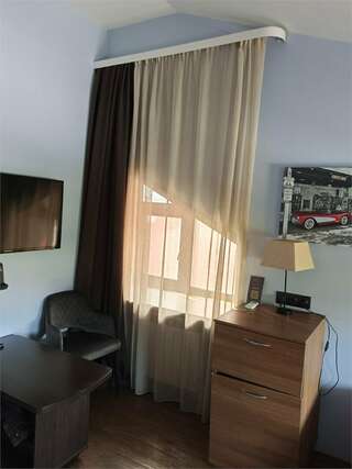 Гостиница ДК Новосибирск Стандарт с двумя раздельными кроватями-3